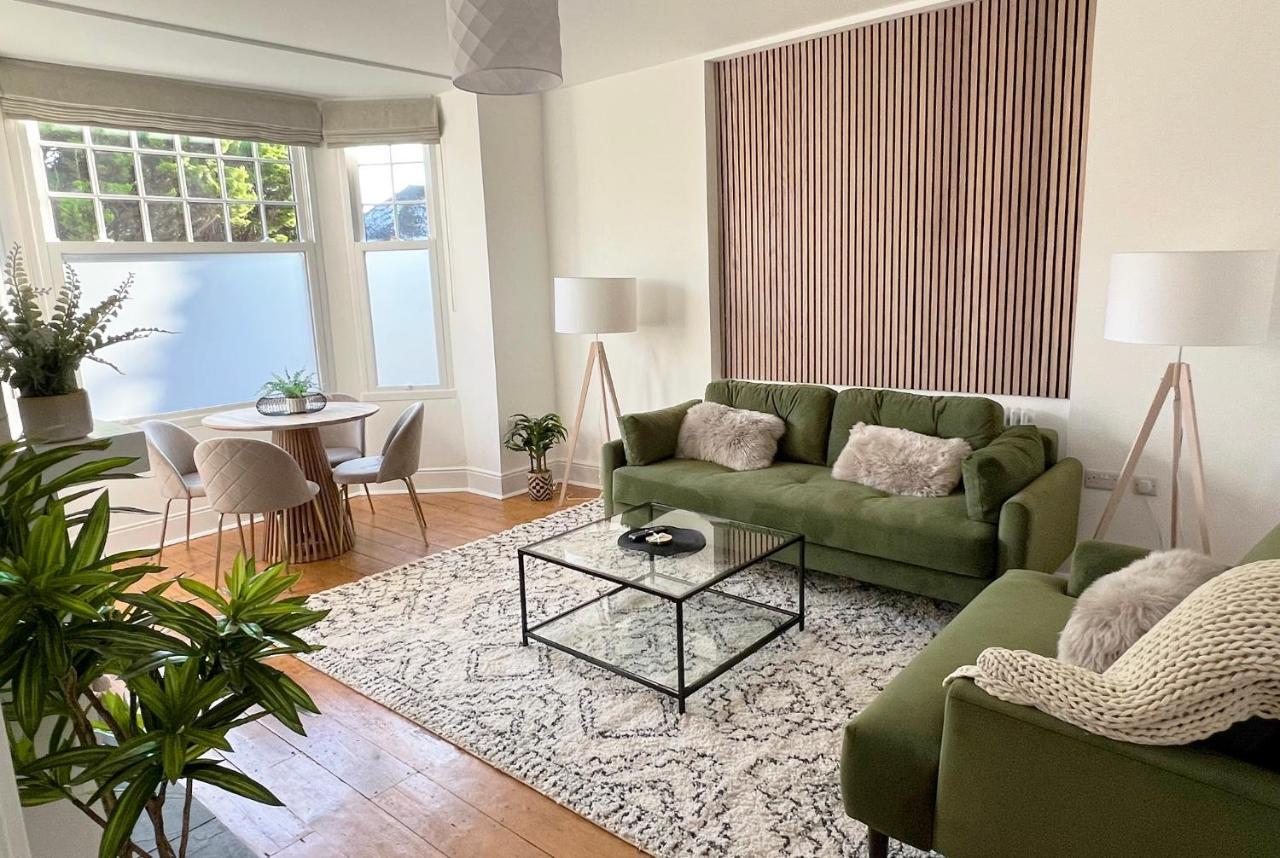 1 Bed / 1 Sofa Bed 'Scandi' Style Ground Floor Apartment Yeovil Eksteriør billede
